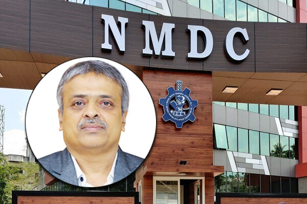 NMDC CVO to look after as CVO, RINL for one year